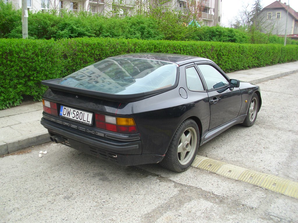 Porsche 924