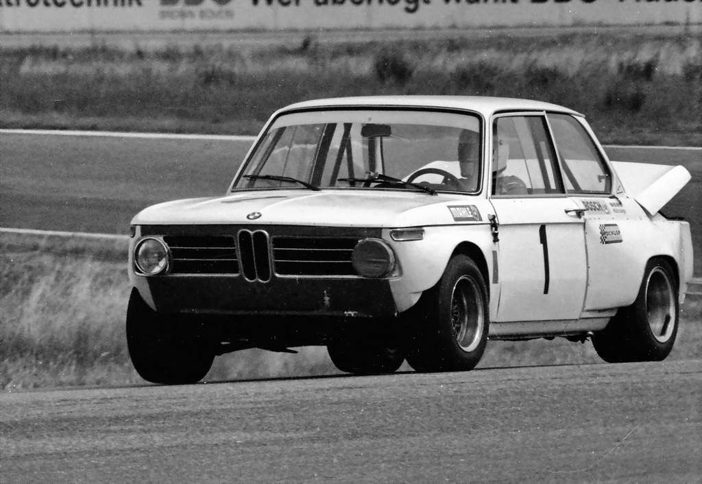 bmw 2002 dtm
