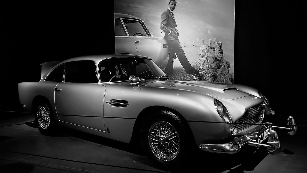 DB5 aston martin