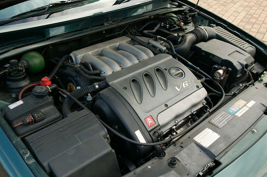Citroën XM engine