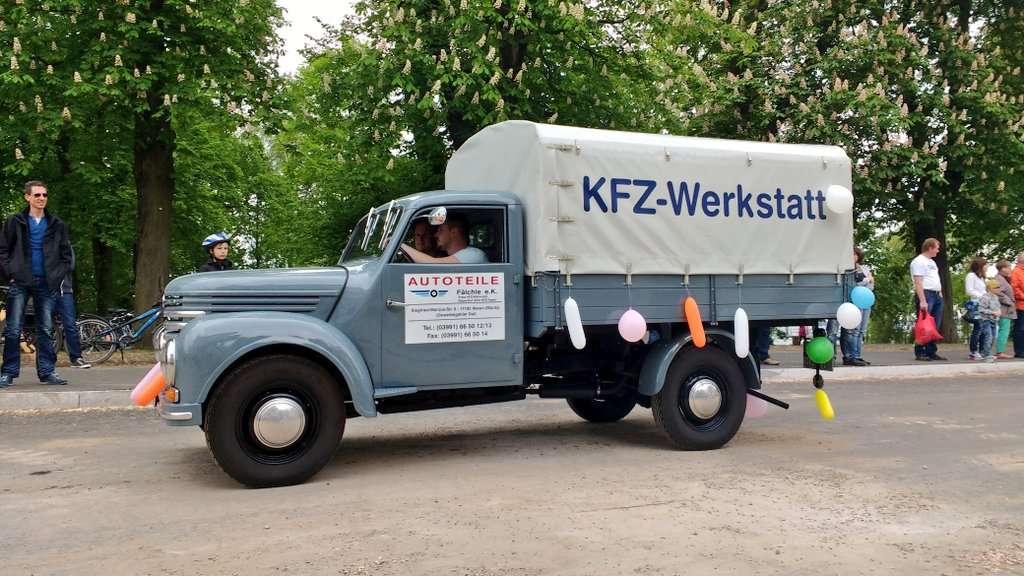 oldie lkw grau mit plane teilemarkt