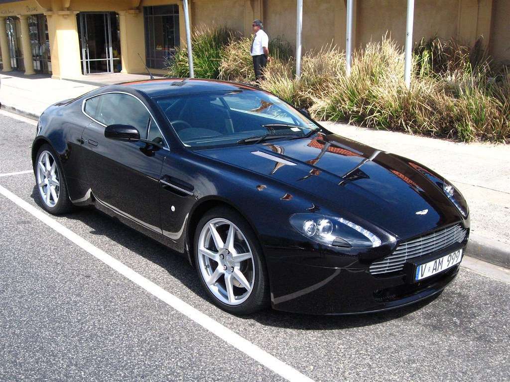 Aston Martin V8 Vantage
