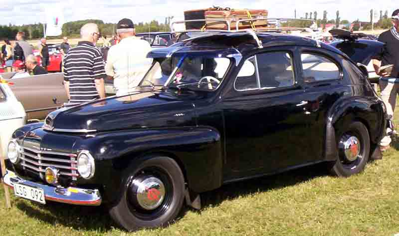 Volvo PV444