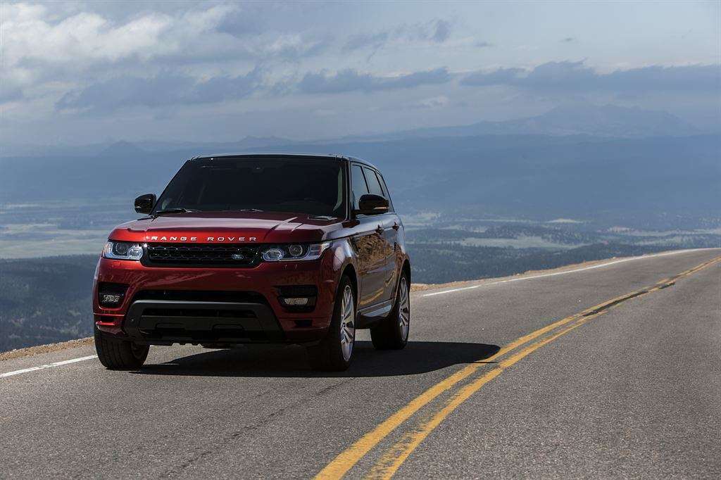 All-New Range Rover Sport Sets Pikes Peak Hill Climb Record