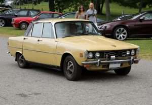 Rover 2000 in creme braun